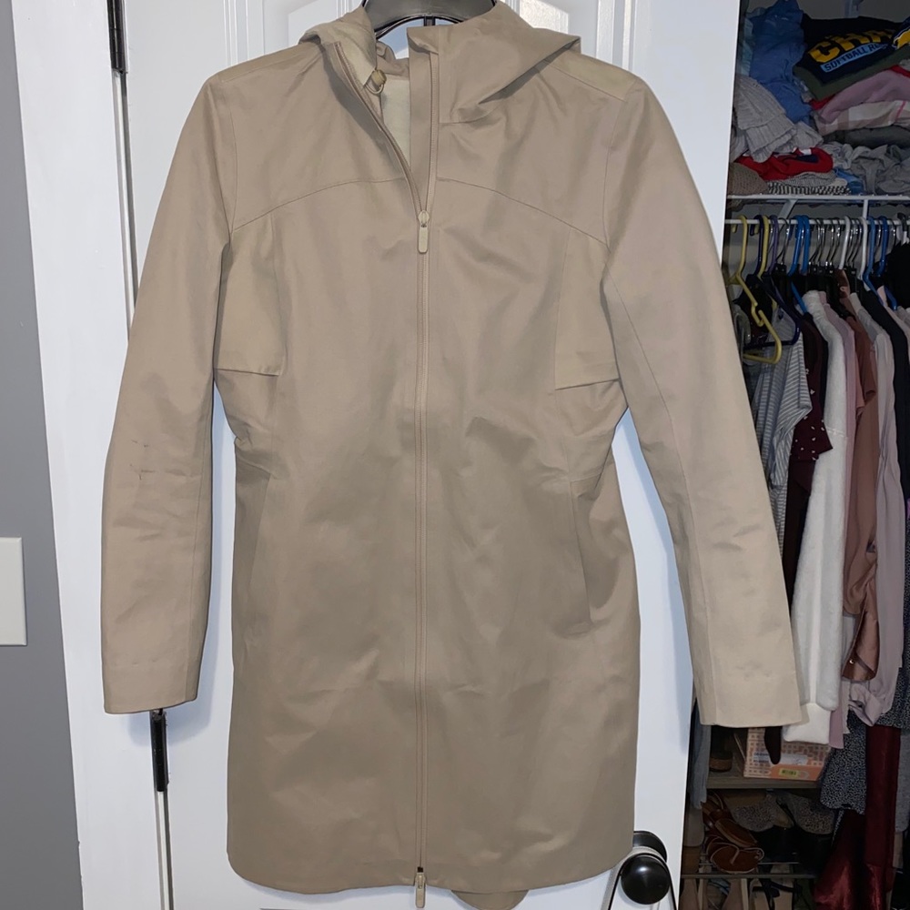 Lululemon Rain Rebel Jacket *Cotton